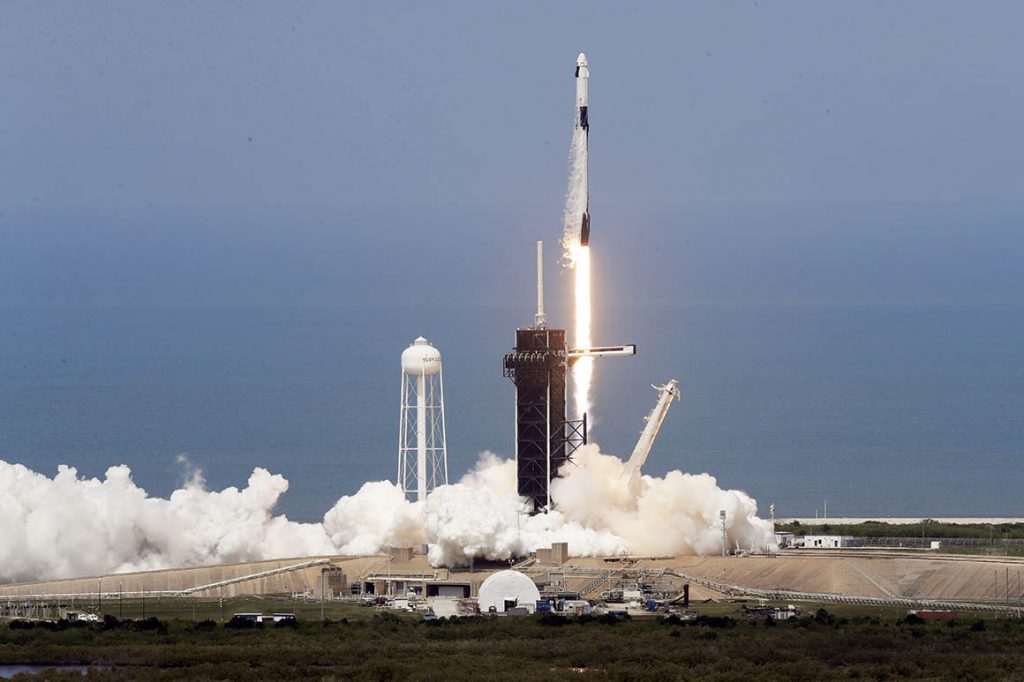 NASA SpaceX Demo 2 launch, 2020 05/30